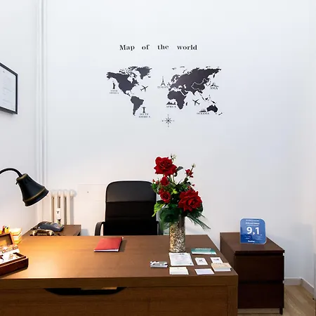 招待所 El Dorado Vatican 4*